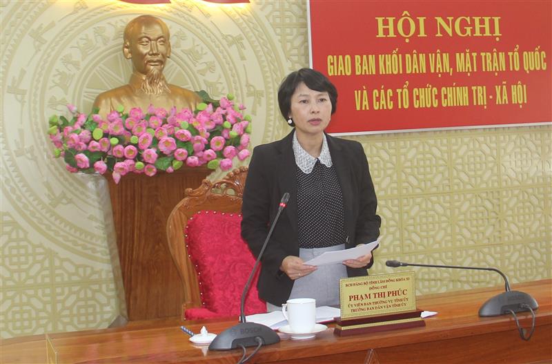 Đồng chí Phạm Thị Phúc- UVBTV - Trưởng ban Dân vận Tỉnh ủy phát biểu kết luận tại Hội nghị