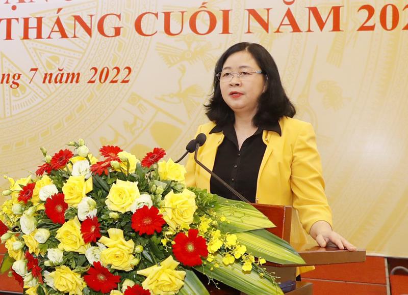 Đ/c Bùi Thị Minh Hoài - Bí Thư Trung ương Đảng, Trưởng ban Dân vận Trung ương phát biểu kết luận Hội nghị
