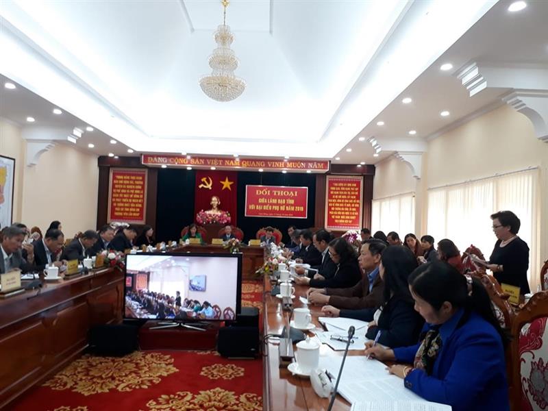 Hình: Lãnh đạo tỉnh tổ chức Hội nghị đối thoại với phụ nữ năm 2019