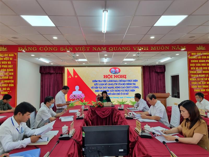 Đoàn kiểm tra làm việc với Ban Thường vụ Huyện ủy và Ban Chỉ đạo QCDCCS huyện Đơn Dương